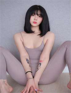 男人和女人亲吻视频
