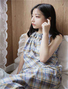 女人爽到高潮潮喷直播了