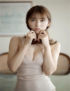 美女狂揉尿口揉到失禁